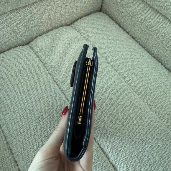 CHANEL Caviar Long Wallet - Picture 4 of 7